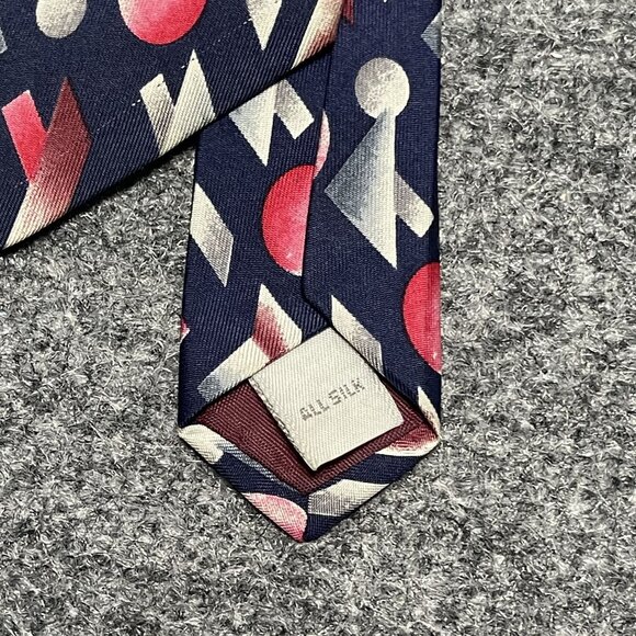 Vintage 417s By Van Heusen Navy Geometric Silk Tie - Picture 2 of 3